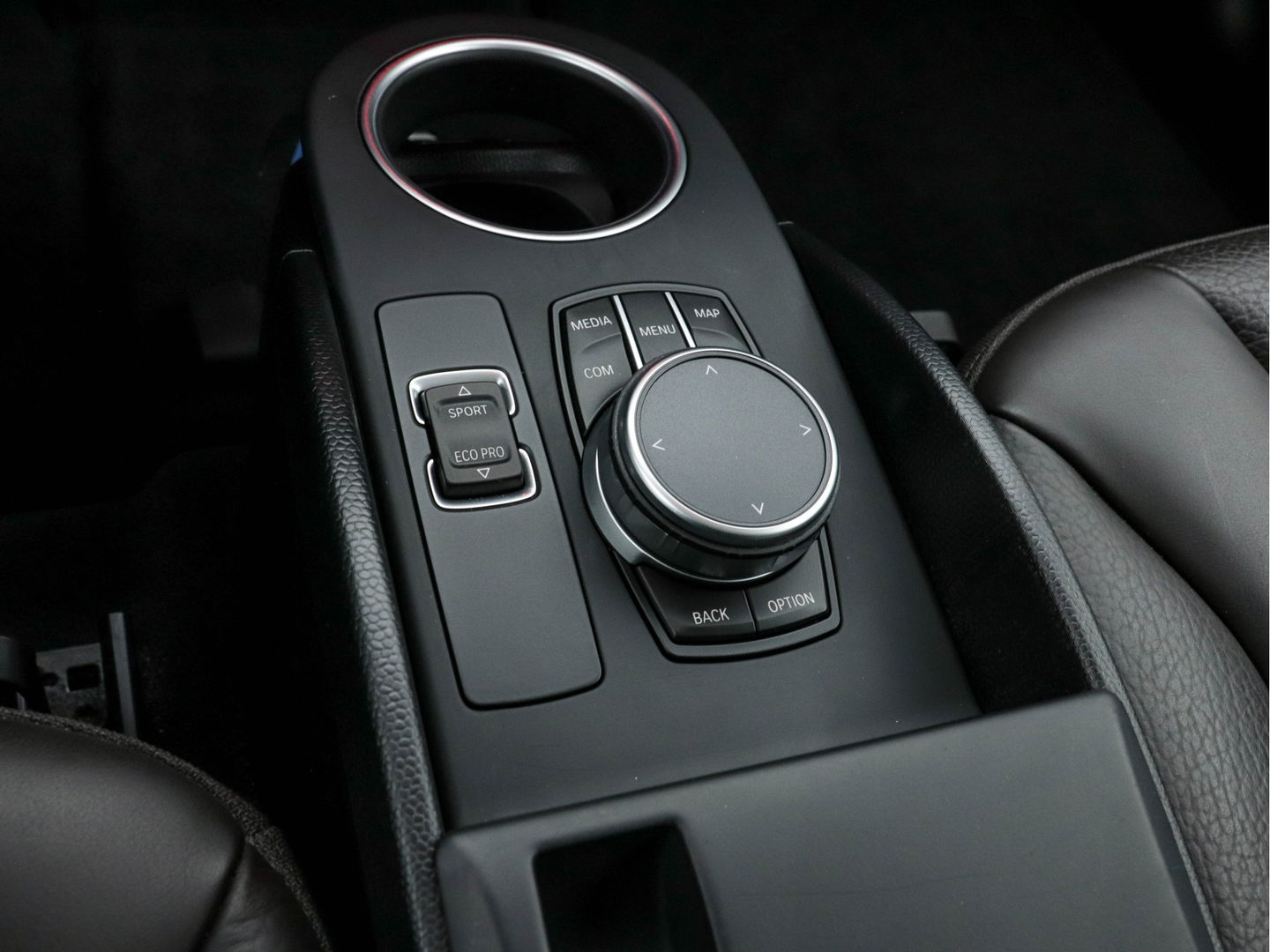 BMW i3 S 120Ah 42 kWh Edition-Road-Style [ 3-Fase ] (INCL-BTW ) Aut * HEAT-PUMP | CCS-FAST-LOADER | STELLAR-FULL-LEATHER | NAVI-FULLMAP | HARMAN/KARDON-SURROUND | FULL-LED | KEYLESS | CAMERA | DAB | DIGI-COCKPIT | CRUISE | COMFORT-SEATS | 20"A