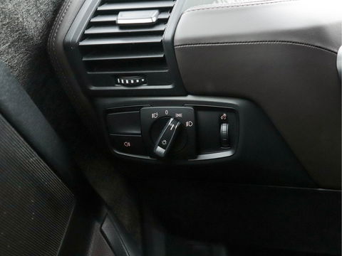 BMW i3 S 120Ah 42 kWh Edition-Road-Style [ 3-Fase ] (INCL-BTW ) Aut * HEAT-PUMP | CCS-FAST-LOADER | STELLAR-FULL-LEATHER | NAVI-FULLMAP | HARMAN/KARDON-SURROUND | FULL-LED | KEYLESS | CAMERA | DAB | DIGI-COCKPIT | CRUISE | COMFORT-SEATS | 20"A