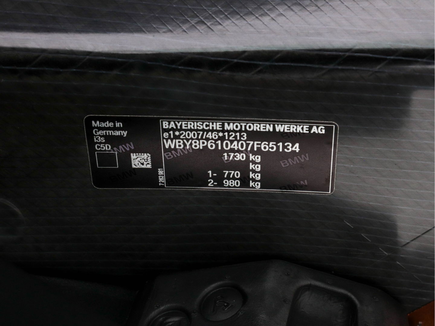 BMW i3 S 120Ah 42 kWh Edition-Road-Style [ 3-Fase ] (INCL-BTW ) Aut * HEAT-PUMP | CCS-FAST-LOADER | STELLAR-FULL-LEATHER | NAVI-FULLMAP | HARMAN/KARDON-SURROUND | FULL-LED | KEYLESS | CAMERA | DAB | DIGI-COCKPIT | CRUISE | COMFORT-SEATS | 20"A