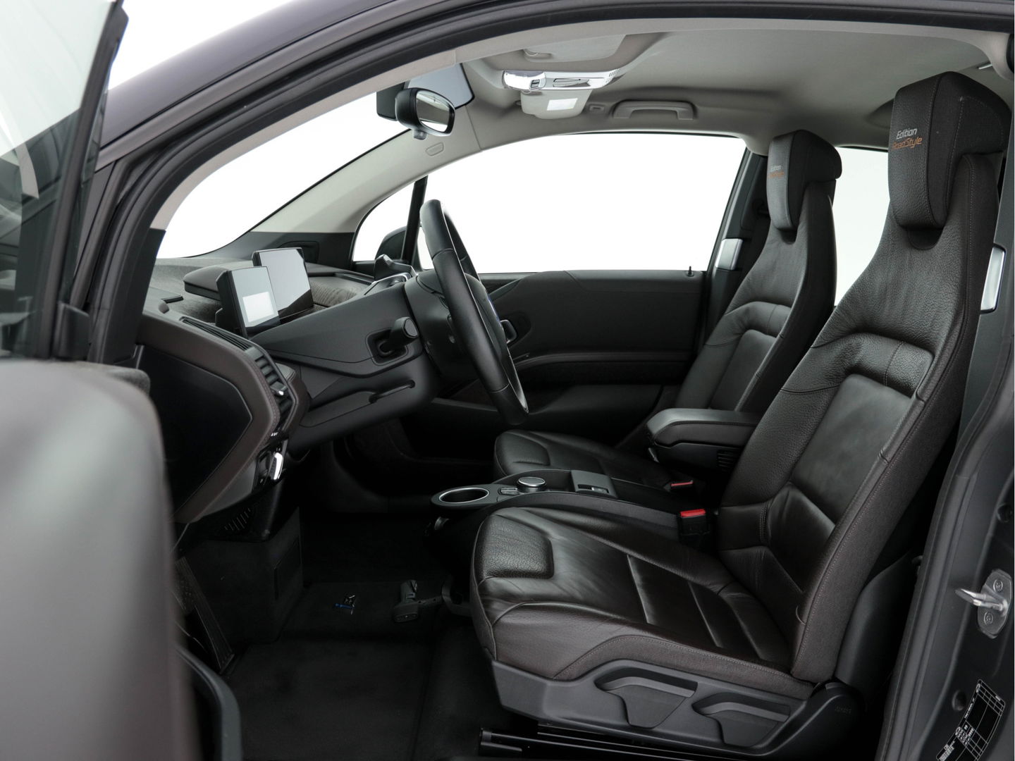 BMW i3 S 120Ah 42 kWh Edition-Road-Style [ 3-Fase ] (INCL-BTW ) Aut * HEAT-PUMP | CCS-FAST-LOADER | STELLAR-FULL-LEATHER | NAVI-FULLMAP | HARMAN/KARDON-SURROUND | FULL-LED | KEYLESS | CAMERA | DAB | DIGI-COCKPIT | CRUISE | COMFORT-SEATS | 20"A