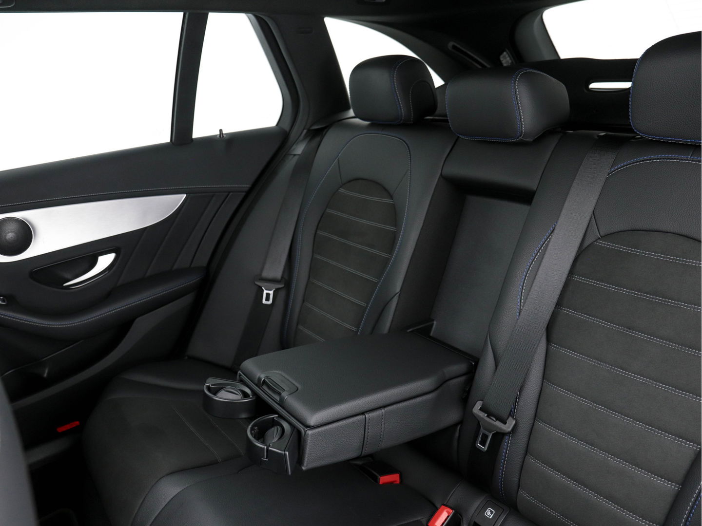 Mercedes-Benz C-Klasse Estate 300 e Business-Solution AMG-Limited Business-Plus-Pack Aut. *PANO | LEATHER-ALCANTARA | FULL-LED | NAVI-FULLMAP | SURROUND-VIEW | BLIND-SPOT | PREMIUM-AUDIO | DAB | APP-CONNECT | AMBIENT-LIGHT | DIGI-COCKPIT | SPORT-SEATS | 18"ALU*