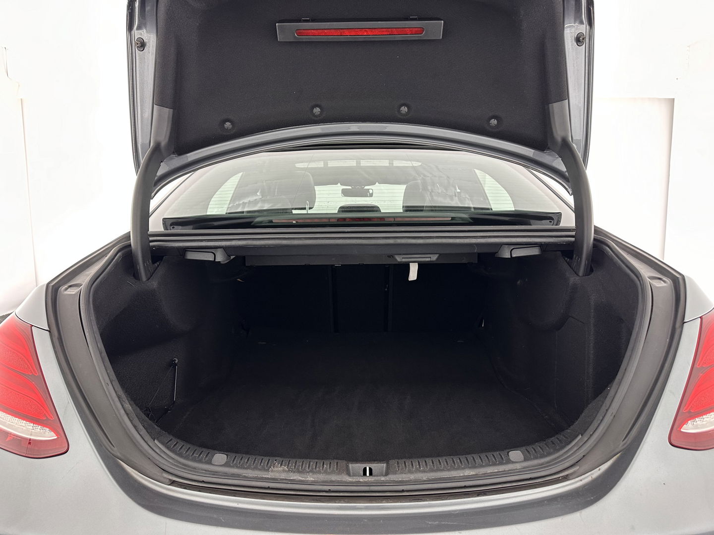 Mercedes-Benz E-Klasse 220 d AMG-Line Aut *PANO | FULL-LED | LEATHER-MICROFIBRE | WIDE-SCREEN | NAVI-FULLMAP | AMBIENCE-LIGHT | ECC | PDC | CRUISE*