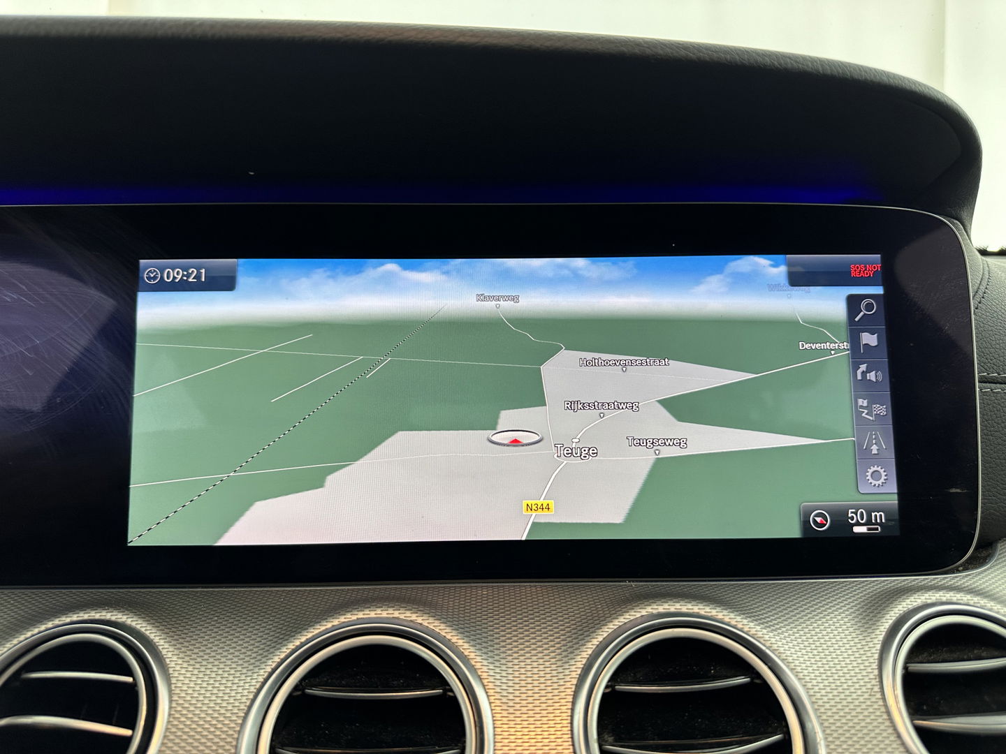 Mercedes-Benz E-Klasse 220 d AMG-Line Aut *PANO | FULL-LED | LEATHER-MICROFIBRE | WIDE-SCREEN | NAVI-FULLMAP | AMBIENCE-LIGHT | ECC | PDC | CRUISE*