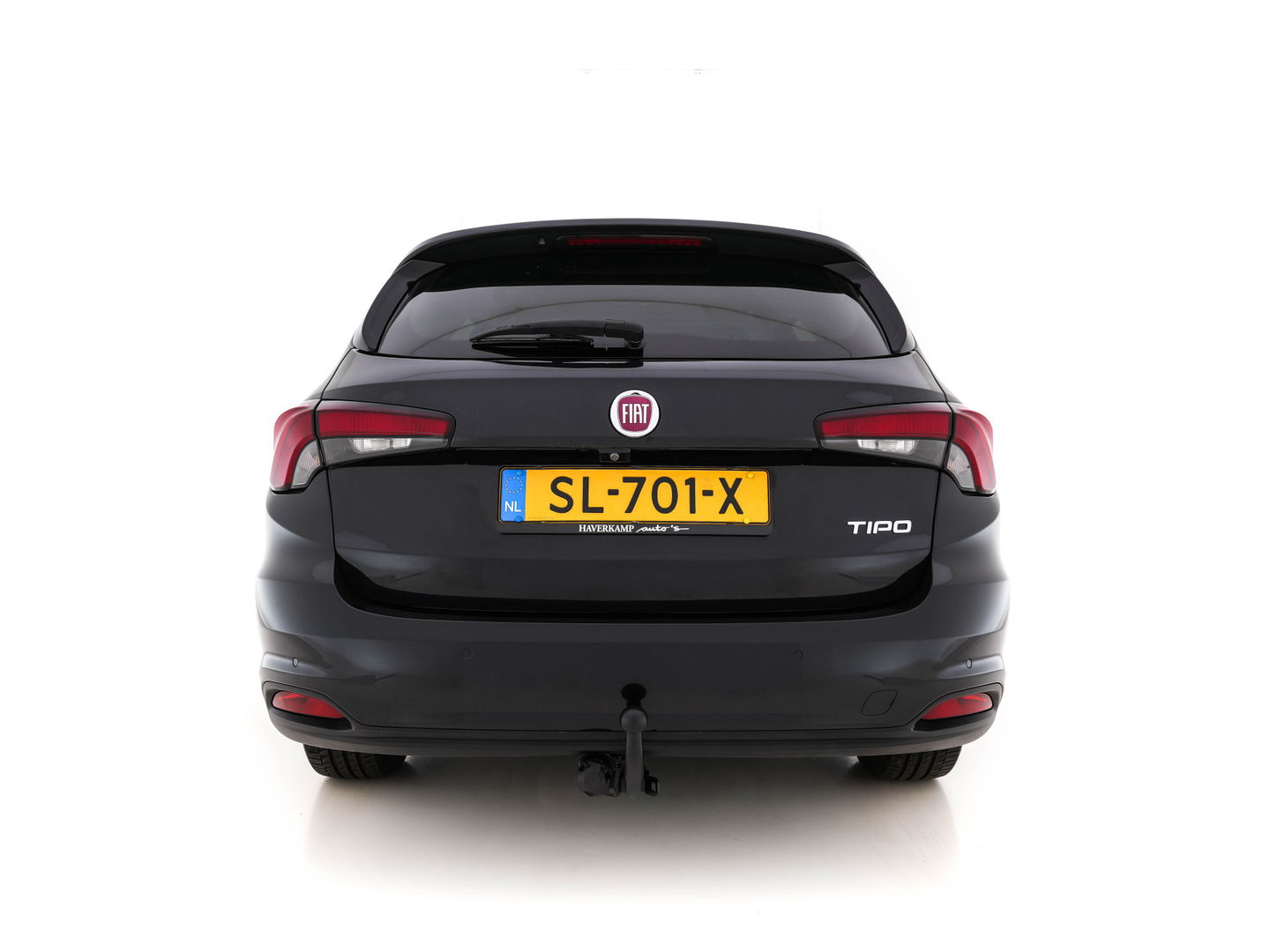 Fiat Tipo Stationwagon 1.6 MultiJet 16v Business Lusso *LUXURY-LEATHER | NAVI-FULLMAP | CAMERA | ECC | PDC | CRUISE | CARPLAY | HEATED-COMFORTSEATS | TOWBAR | 17"ALU*