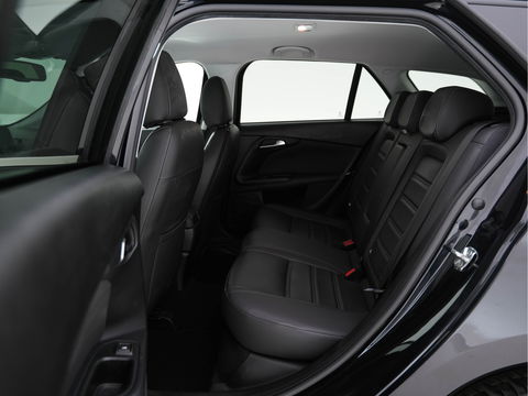 Fiat Tipo Stationwagon 1.6 MultiJet 16v Business Lusso *LUXURY-LEATHER | NAVI-FULLMAP | CAMERA | ECC | PDC | CRUISE | CARPLAY | HEATED-COMFORTSEATS | TOWBAR | 17"ALU*