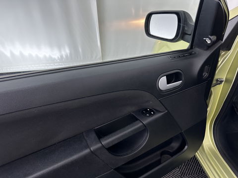 Ford Fiesta 1.3 Futura [ apk tot 09-12-2025 ] * AIRCO | RADIO-CD | 16"ALU *