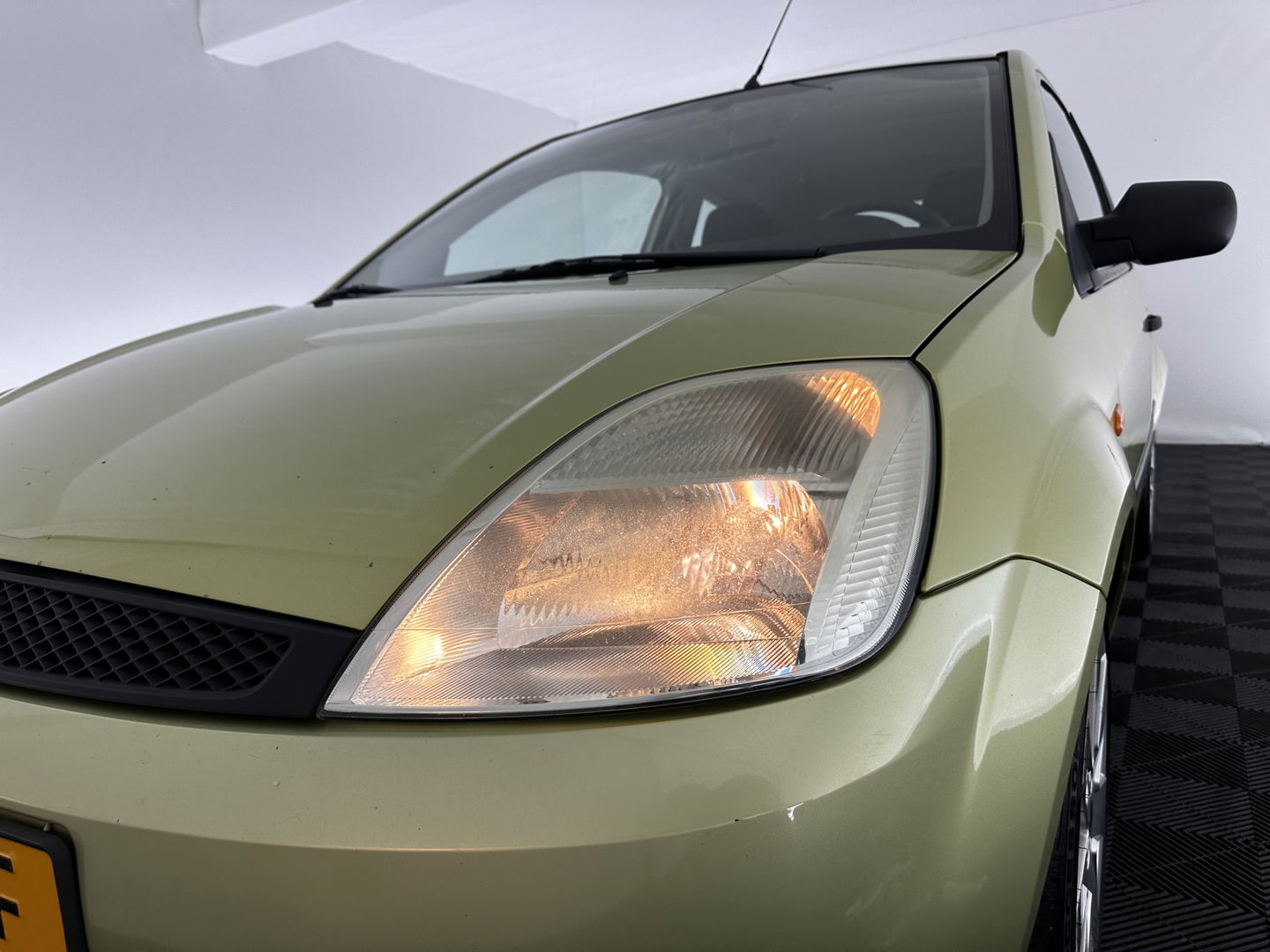 Ford Fiesta 1.3 Futura [ apk tot 09-12-2025 ] * AIRCO | RADIO-CD | 16"ALU *