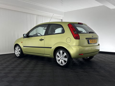 Ford Fiesta 1.3 Futura [ apk tot 09-12-2025 ] * AIRCO | RADIO-CD | 16"ALU *