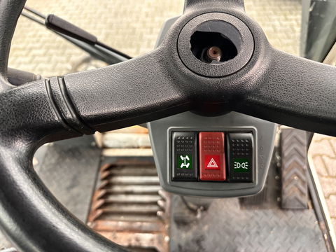 Schmidt SWINGO 200 Compact Sweeper