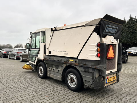 Schmidt SWINGO 200 Compact Sweeper