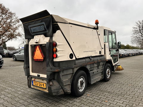 Schmidt SWINGO 200 Compact Sweeper