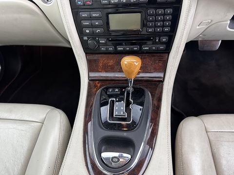 Jaguar XJ 3.5 V8 Executive Aut. *RHD* *FULL-LEATHER | XENON | ECC | PDC | CRUISE*