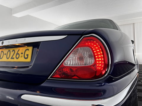 Jaguar XJ 3.5 V8 Executive Aut. *RHD* *FULL-LEATHER | XENON | ECC | PDC | CRUISE*