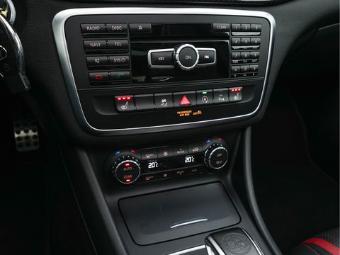 Mercedes-Benz GLA 45 AMG 4-Matic *PANO | PERFORMANCE-SPORT-SEATS | HARMANN/KARDON-AUDIO | NAVI-FULLMAP | DISTRONIC | BLIND-SPOT | BI-XENON | KEYLESS | CAMERA | ECC | PDC | MEMORY-PACK | SPORT-SEATS | 20"ALU*