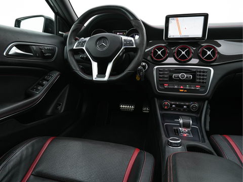 Mercedes-Benz GLA 45 AMG 4-Matic *PANO | PERFORMANCE-SPORT-SEATS | HARMANN/KARDON-AUDIO | NAVI-FULLMAP | DISTRONIC | BLIND-SPOT | BI-XENON | KEYLESS | CAMERA | ECC | PDC | MEMORY-PACK | SPORT-SEATS | 20"ALU*