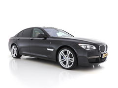 BMW 7 Serie 740d xDrive High Executive M-Sport-Pack Innovation-Pack Aut. *PANO | DAKOTA-FULL-LEATHER | FULL-LED | SURROUND-VIEW | NAVI-FULLMAP | SOFT-CLOSE | HUD | HARMAN/KARDON-SOUNDSYTEM | KEYLESS | ECC | PDC | CRUISE | LANE-ASSIST | MEMORY*