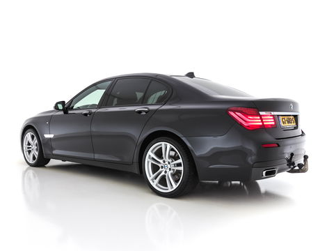 BMW 7 Serie 740d xDrive High Executive M-Sport-Pack Innovation-Pack Aut. *PANO | DAKOTA-FULL-LEATHER | FULL-LED | SURROUND-VIEW | NAVI-FULLMAP | SOFT-CLOSE | HUD | HARMAN/KARDON-SOUNDSYTEM | KEYLESS | ECC | PDC | CRUISE | LANE-ASSIST | MEMORY*