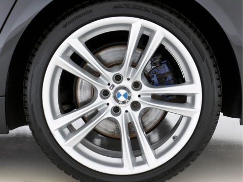 BMW 7 Serie 740d xDrive High Executive M-Sport-Pack Innovation-Pack Aut. *PANO | DAKOTA-FULL-LEATHER | FULL-LED | SURROUND-VIEW | NAVI-FULLMAP | SOFT-CLOSE | HUD | HARMAN/KARDON-SOUNDSYTEM | KEYLESS | ECC | PDC | CRUISE | LANE-ASSIST | MEMORY*
