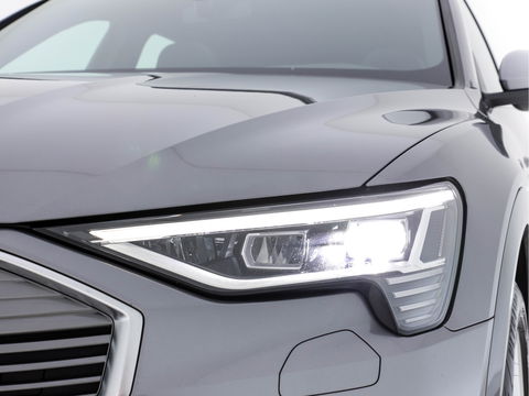 Audi e-tron 55 Quattro Advanced S-line 95 kWh [ 3-Fase ] (INCL-BTW) *PANO | FULL-LED | NAVI-FULLMAP | KEYLESS | LEATHER-MICROFIBRE | AIR-SUSPENSION | CRUISE | DIGI-COCKPIT | MEMORY-PACK | SHIFT-PADDLES | SPORT-SEATS | 20"ALU*
