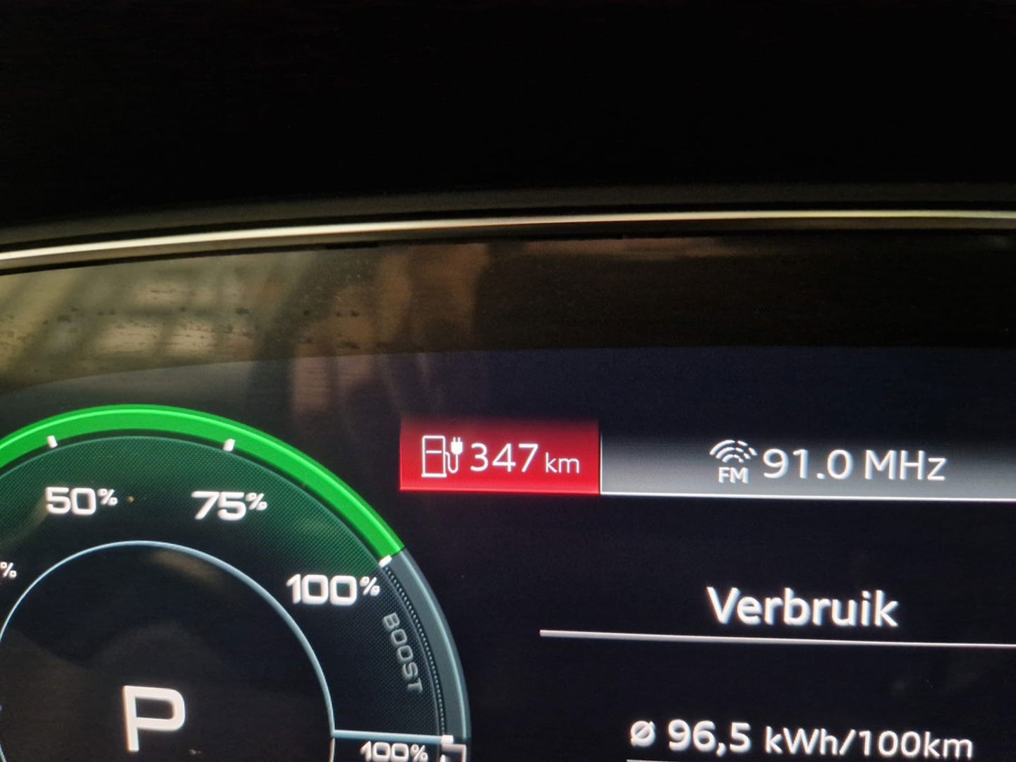 Audi e-tron 55 Quattro Advanced S-line-Sportpack 95 kWh [ 3-Fase ] (INCL-BTW) *PANO | FULL-LED | NAVI-FULLMAP | KEYLESS | LEATHER-MICROFIBRE | | AIR-SUSPENSION | CRUISE | DIGI-COCKPIT | MEMORY-PACK | SHIFT-PADDLES | HEATED-SPORTSEATS | 20"ALU*
