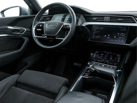 Audi e-tron 55 Quattro Advanced S-line 95 kWh [ 3-Fase ] (INCL-BTW) *PANO | FULL-LED | NAVI-FULLMAP | KEYLESS | LEATHER-MICROFIBRE | AIR-SUSPENSION | CRUISE | DIGI-COCKPIT | MEMORY-PACK | SHIFT-PADDLES | SPORT-SEATS | 20"ALU*