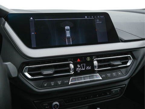 BMW 1-serie 116d Executive Edition Sport-Line *DIGI-COCKPIT | FULL-LED | NAVI-FULLMAP | LEATHER-MICROFIBRE | AMBIENT-LIGHT | ECC | PDC | APP-CONNECT | CRUISE | SPORT-SEATS | 17"ALU*