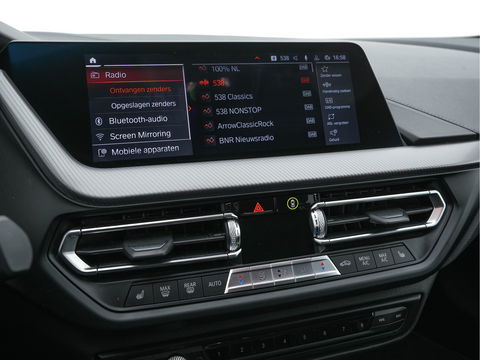 BMW 1-serie 116d Executive Edition Sport-Line *DIGI-COCKPIT | FULL-LED | NAVI-FULLMAP | LEATHER-MICROFIBRE | AMBIENT-LIGHT | ECC | PDC | APP-CONNECT | CRUISE | SPORT-SEATS | 17"ALU*