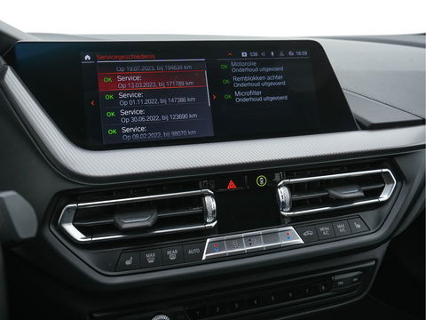 BMW 1-serie 116d Executive Edition Sport-Line *DIGI-COCKPIT | FULL-LED | NAVI-FULLMAP | LEATHER-MICROFIBRE | AMBIENT-LIGHT | ECC | PDC | APP-CONNECT | CRUISE | SPORT-SEATS | 17"ALU*