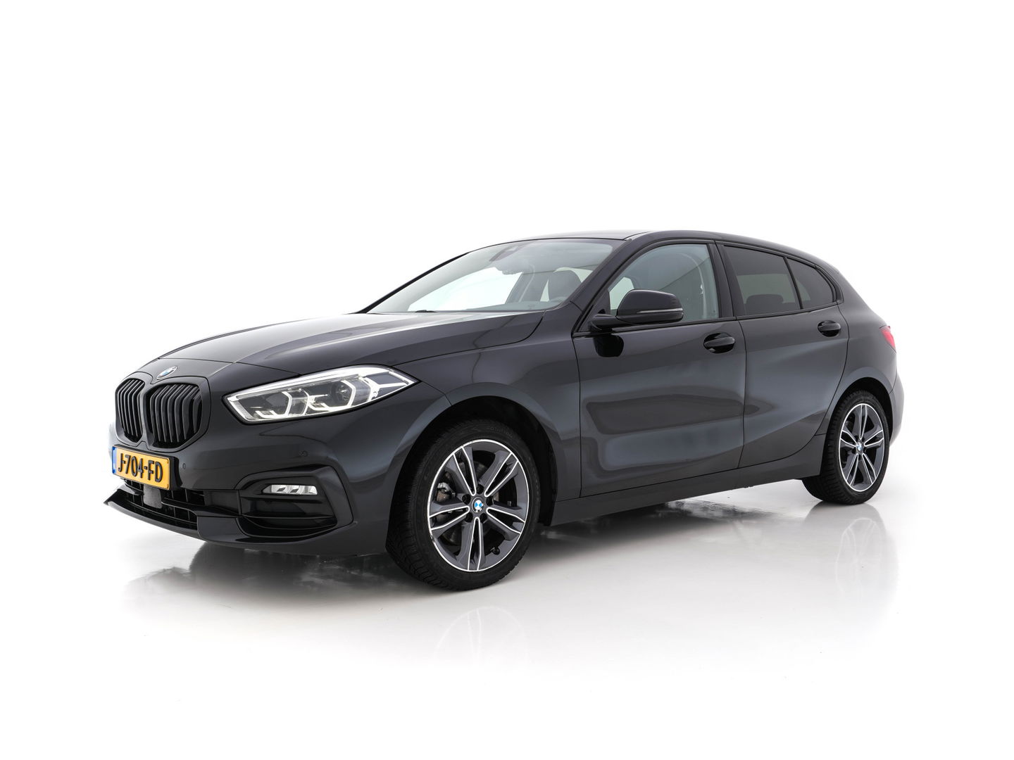 BMW 1-serie 116d Executive Edition Sport-Line *DIGI-COCKPIT | FULL-LED | NAVI-FULLMAP | LEATHER-MICROFIBRE | AMBIENT-LIGHT | ECC | PDC | APP-CONNECT | CRUISE | SPORT-SEATS | 17"ALU*
