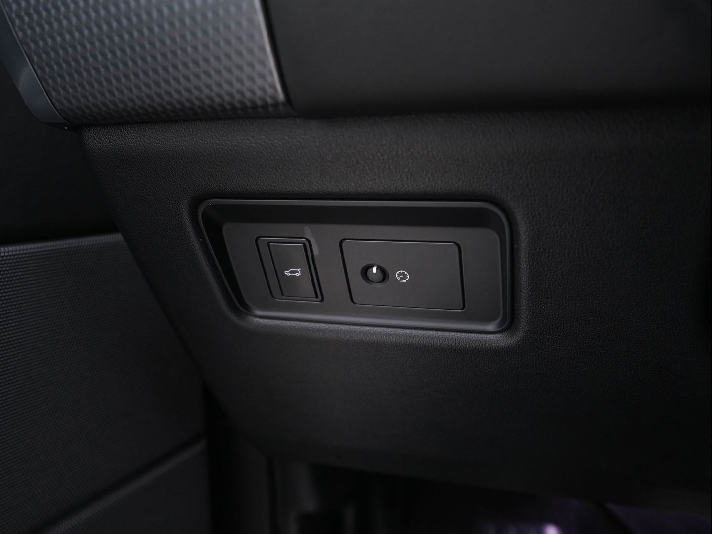 Land Rover Range Rover Sport 3.0 SDV6 HSE Dynamic Aut. *PANO | MATRIX-LED | OXFORD-FULL-LEATHER | MERIDIAN-SURROUND | DIGI-COCKPIT | MEMORY-PACK | KEYLESS | BLIND-SPOT | CAMERA | ECC | PDC | COMFORT-SEATS | 21"ALU*