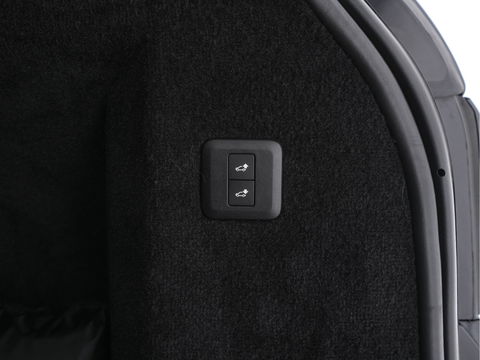 Land Rover Range Rover Sport 3.0 SDV6 HSE Dynamic Aut. *PANO | MATRIX-LED | OXFORD-FULL-LEATHER | MERIDIAN-SURROUND | DIGI-COCKPIT | MEMORY-PACK | KEYLESS | BLIND-SPOT | CAMERA | ECC | PDC | COMFORT-SEATS | 21"ALU*