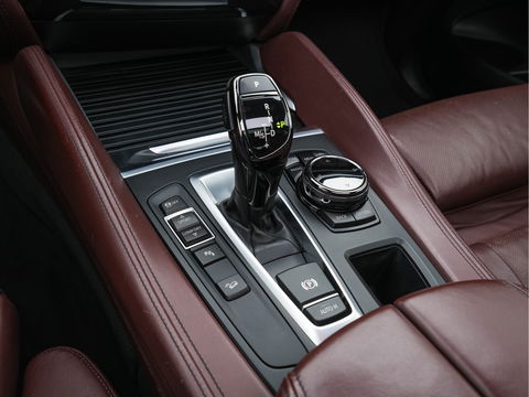 BMW X6 xDrive40d High Executive M-Performance-Sport-Pack Aut. *PANO | BANG&OLUFSEN-SURROUND | HUD | SOFT-CLOSE | FULL-LED | MEMORY-PACK | DIGI-COCKPIT | MERINO-FULL-LEATHER | KEYLESS | CAMERA | NAVI-FULLMAP | SPORT-SEATS | 21"ALU*