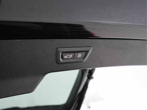 BMW X6 xDrive40d High Executive M-Performance-Sport-Pack Aut. *PANO | BANG&OLUFSEN-SURROUND | HUD | SOFT-CLOSE | FULL-LED | MEMORY-PACK | DIGI-COCKPIT | MERINO-FULL-LEATHER | KEYLESS | CAMERA | NAVI-FULLMAP | SPORT-SEATS | 21"ALU*