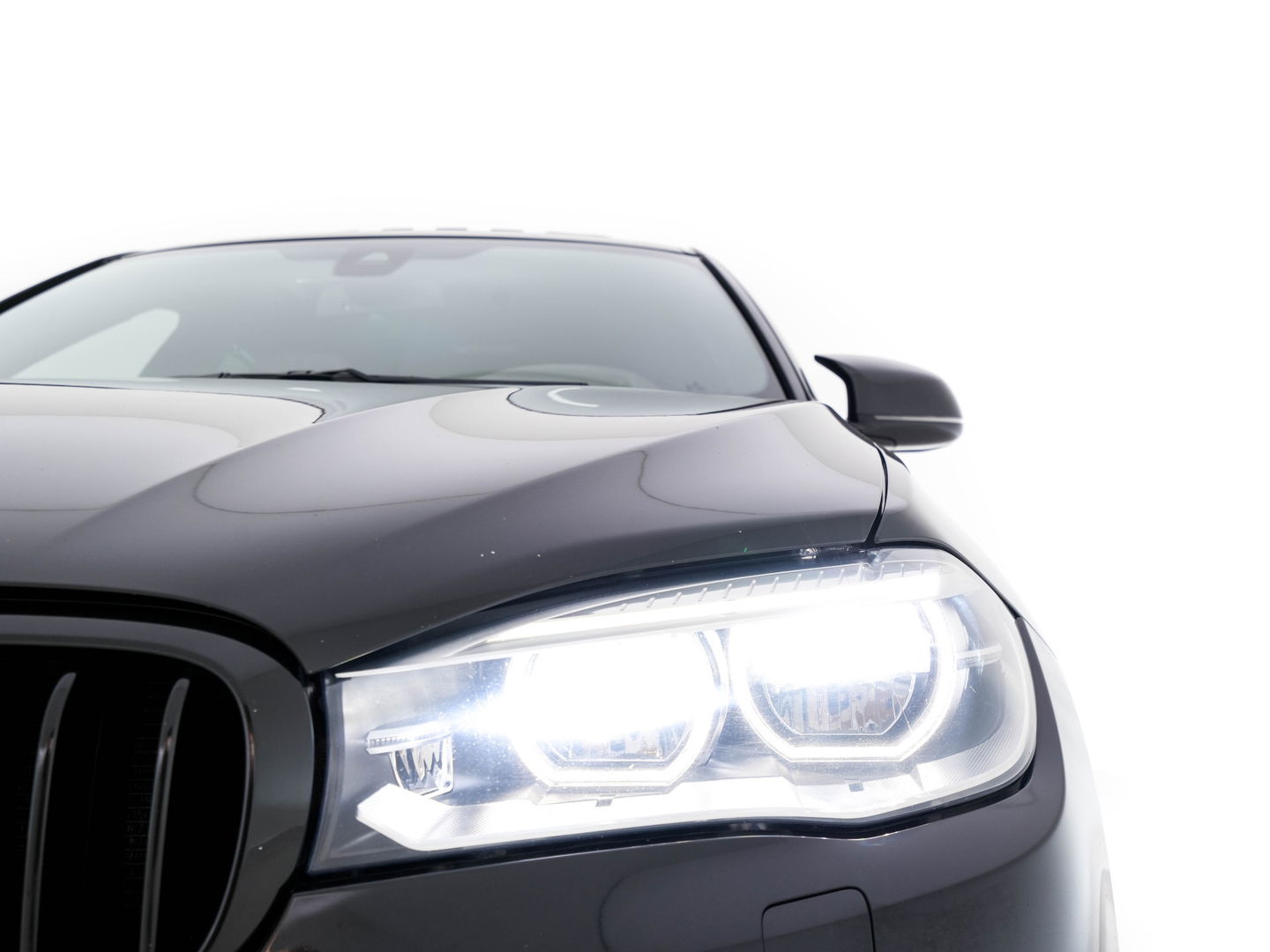 BMW X6 xDrive40d High Executive M-Performance-Sport-Pack Aut. *PANO | BANG&OLUFSEN-SURROUND | HUD | SOFT-CLOSE | FULL-LED | MEMORY-PACK | DIGI-COCKPIT | MERINO-FULL-LEATHER | KEYLESS | CAMERA | NAVI-FULLMAP | SPORT-SEATS | 21"ALU*