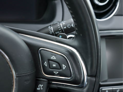 Jaguar XJ 3.0 V6D Portfolio Long-Wheel-Base Aut. *PANO | NAVI-FULLMAP | NAPPA-FULL-LEATHER  | BI-XENON | MERIDIAN-AUDIO | MEMORY-SEATS | KEYLESS | CAMERA | ECC | PDC | CRUISE*