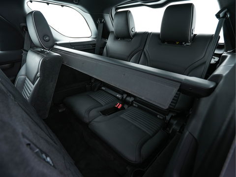 Land Rover Discovery 3.0 Td6 First Edition 7-pers. "WINDSOR" *PANO | FULL-LED | MERIDIAN-AUDIO | NAPPA-FULL-LEATHER | NAVI-FULLMAP | KEYLESS | DAB | AIR-SUSPENSION | ECC | PDC | CRUISE | MEMORY-PACK | COMFORT-SEATS | LANE-ASSIST*