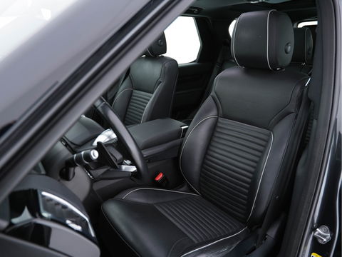 Land Rover Discovery 3.0 Td6 First Edition 7-pers. "WINDSOR" *PANO | FULL-LED | MERIDIAN-AUDIO | NAPPA-FULL-LEATHER | NAVI-FULLMAP | KEYLESS | DAB | AIR-SUSPENSION | ECC | PDC | CRUISE | MEMORY-PACK | COMFORT-SEATS | LANE-ASSIST*