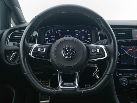 Volkswagen GOLF Variant 1.5 TSI Highline-Business R-Line-Sportpack Aut. *DIGI-COCKPIT |  FULL-LED | BLIND-SPOT | DAB | NAVI-FULLMAP | ADAPTIVE-CRUISE | ECC | PDC | SPORT-SEATS | PARKPILOT | 17"ALU*