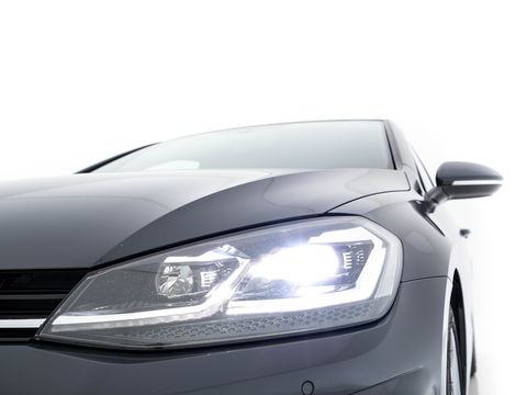 Volkswagen GOLF Variant 1.5 TSI Highline-Business R-Line-Sportpack Aut. *DIGI-COCKPIT |  FULL-LED | BLIND-SPOT | DAB | NAVI-FULLMAP | ADAPTIVE-CRUISE | ECC | PDC | SPORT-SEATS | PARKPILOT | 17"ALU*