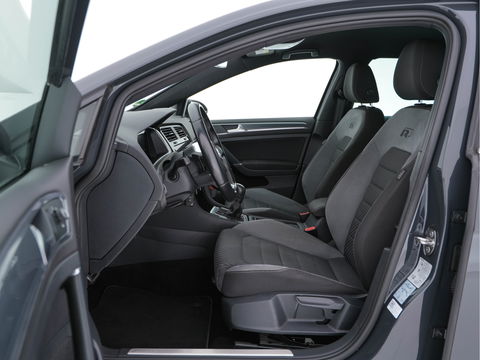 Volkswagen GOLF Variant 1.5 TSI Highline-Business R-Line-Sportpack Aut. *DIGI-COCKPIT |  FULL-LED | BLIND-SPOT | DAB | NAVI-FULLMAP | ADAPTIVE-CRUISE | ECC | PDC | SPORT-SEATS | PARKPILOT | 17"ALU*