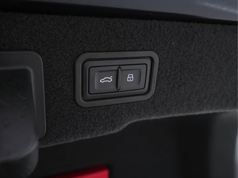 Audi A8 50 TDI Quattro Aut. * MATRIX-LED | UNICUM-FULL-LEATHER | DIGI-COCKPIT  |  BANG&OLUFSEN-SURROUND | SOFT-CLOSE | KEYLESS | MEMORY-SEATS | ADAPTIVE-CRUSIE | DAB | CAMERA | ECC | PDC | AIR-SUSPENSION | AMBIE
