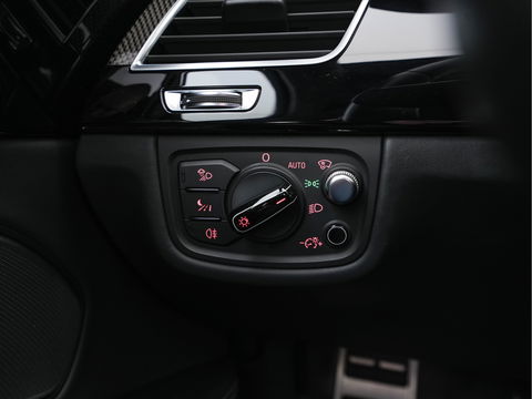 Audi S8 4.0 TFSI Quattro Pro Line+ Aut. * PANO | CERAMIC-BRAKES | BANG/OLUFSEN-SURROND | VALCONA-EXCLUSIVE-FULL-LEATHER | DAB | NIGHT-VISION | HUD | ACC | LANE-ASSIST | SURROUND-VIEW | MATRIX-LED | MEMORY-PACK | NAVI-FULLMAP |