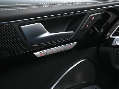 Audi S8 4.0 TFSI Quattro Pro Line+ Aut. * PANO | CERAMIC-BRAKES | BANG/OLUFSEN-SURROND | VALCONA-EXCLUSIVE-FULL-LEATHER | DAB | NIGHT-VISION | HUD | ACC | LANE-ASSIST | SURROUND-VIEW | MATRIX-LED | MEMORY-PACK | NAVI-FULLMAP |