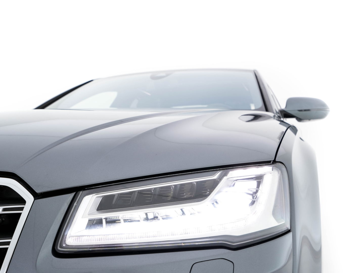 Audi S8 4.0 TFSI Quattro Pro Line+ Aut. * PANO | CERAMIC-BRAKES | BANG/OLUFSEN-SURROND | VALCONA-EXCLUSIVE-FULL-LEATHER | DAB | NIGHT-VISION | HUD | ACC | LANE-ASSIST | SURROUND-VIEW | MATRIX-LED | MEMORY-PACK | NAVI-FULLMAP |