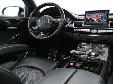 Audi S8 4.0 TFSI Quattro Pro Line+ Aut. * PANO | CERAMIC-BRAKES | BANG/OLUFSEN-SURROND | VALCONA-EXCLUSIVE-FULL-LEATHER | DAB | NIGHT-VISION | HUD | ACC | LANE-ASSIST | SURROUND-VIEW | MATRIX-LED | MEMORY-PACK | NAVI-FULLMAP |