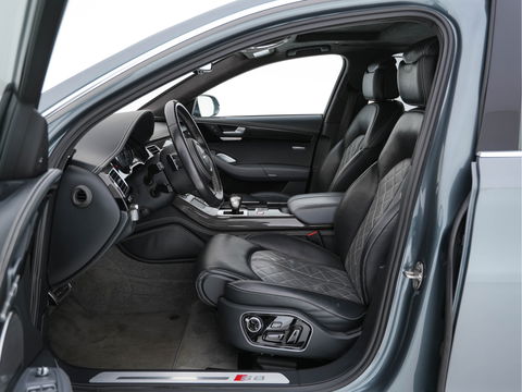 Audi S8 4.0 TFSI Quattro Pro Line+ Aut. * PANO | CERAMIC-BRAKES | BANG/OLUFSEN-SURROND | VALCONA-EXCLUSIVE-FULL-LEATHER | DAB | NIGHT-VISION | HUD | ACC | LANE-ASSIST | SURROUND-VIEW | MATRIX-LED | MEMORY-PACK | NAVI-FULLMAP |