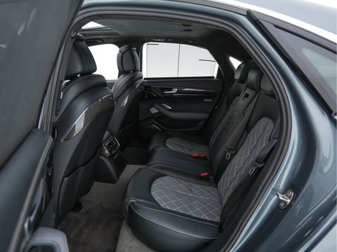 Audi S8 4.0 TFSI Quattro Pro Line+ Aut. * PANO | CERAMIC-BRAKES | BANG/OLUFSEN-SURROND | VALCONA-EXCLUSIVE-FULL-LEATHER | DAB | NIGHT-VISION | HUD | ACC | LANE-ASSIST | SURROUND-VIEW | MATRIX-LED | MEMORY-PACK | NAVI-FULLMAP |