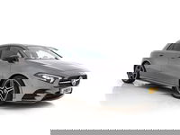 Mercedes-Benz A-Klasse - 180 AMG-Sport-Pack Business Solution *PANO | WIDESCREEN-DIGI-COCKPIT | FULL-LED | LEATHER-MICROFIBRE | CAMERA | ECC | PDC | CRUISE | HEATED-SPORTSEATS | PRIVACY-GLASS | 18"ALU*