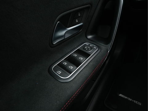 Mercedes-Benz A-Klasse 180 Business Solution AMG-Sport-Pack *PANO | WIDE-SCREEN-COCKPIT | FULL-LED | LEATHER-MICROFIBRE | CAMERA | ECC | PDC | CRUISE | SPORT-SEATS | 18"ALU*