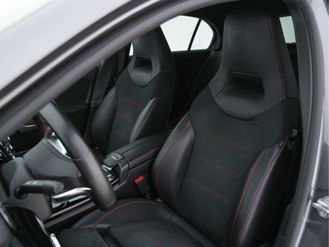 Mercedes-Benz A-Klasse 180 Business Solution AMG-Sport-Pack *PANO | WIDE-SCREEN-COCKPIT | FULL-LED | LEATHER-MICROFIBRE | CAMERA | ECC | PDC | CRUISE | SPORT-SEATS | 18"ALU*